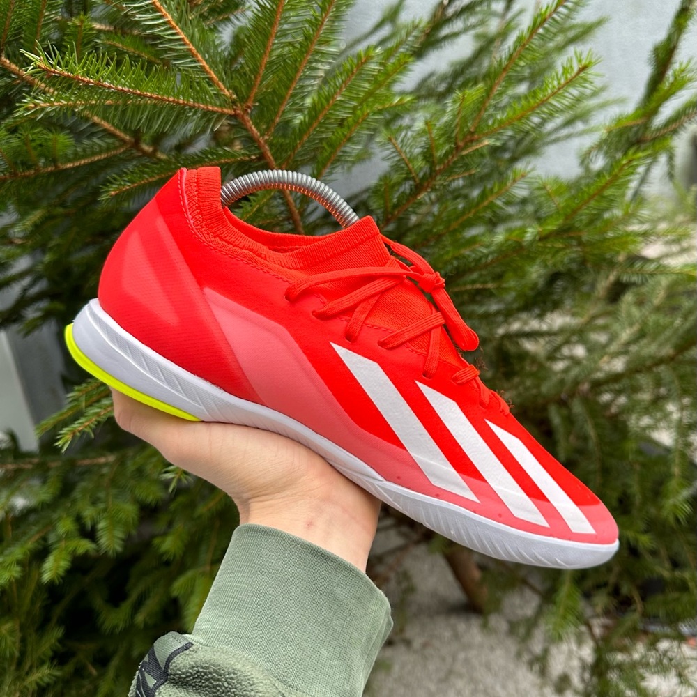 Indoor Soccer shoes Adidas X Crazyfast League Futsal men’s brand new
For soccer
